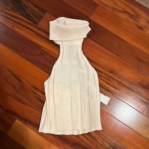 Zara open back sweater tank size small